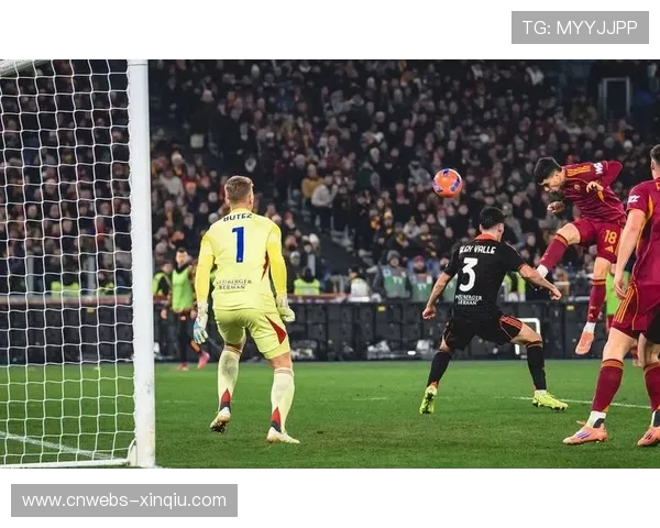 苏莱禁区冷静推射破门瞬间，罗马主场球迷沸腾庆祝