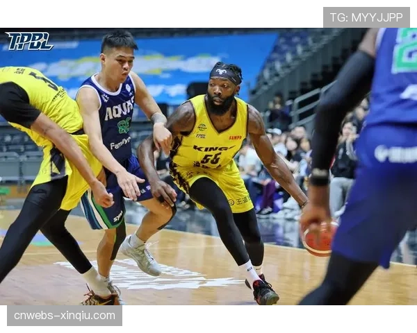 观察:四月一周双赛强度下,各队首发阵容平均年龄呈下降态势